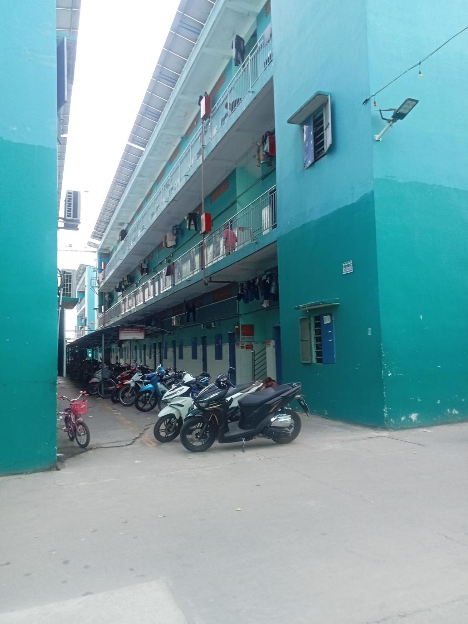 Hostel Cu Xa Hung Loi Xom Ben San Zewnętrze zdjęcie